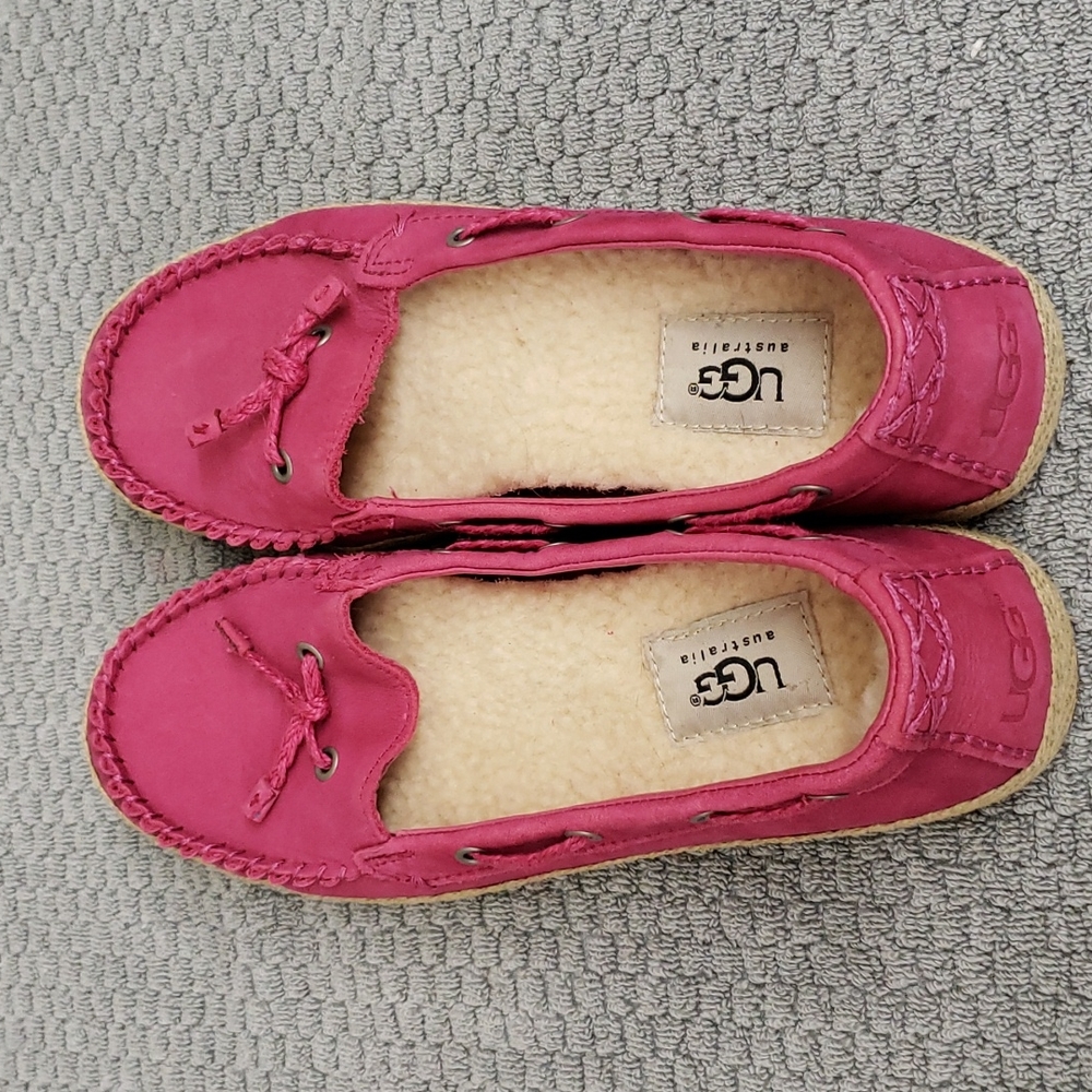UGG Moccasin